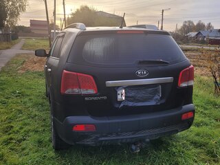 2010 Kia Sorento II, чёрный, 1300000 рублей, вид 3