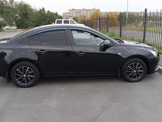 2011 Chevrolet Cruze I, чёрный, 640000 рублей, вид 3