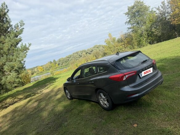 2020 Ford Focus Active IV, серый, 1600000 рублей - вид 6
