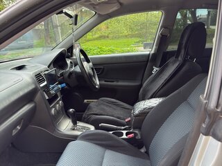 2005 Subaru Impreza II Рестайлинг 2, серебристый, 600000 рублей, вид 5