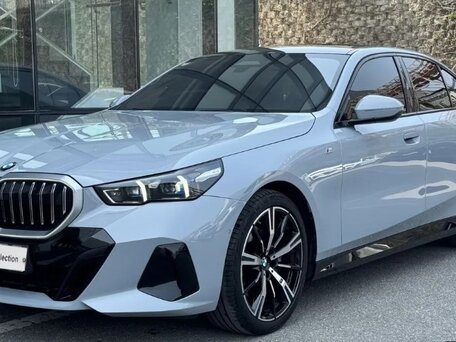 BMW 5 серии VIII (G60/G61/G68)