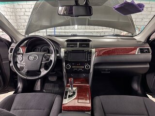 2012 Toyota Camry VII (XV50), чёрный, 1490000 рублей, вид 3