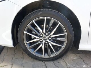 2022 Toyota Camry VIII (XV70) Рестайлинг, белый, 3200000 рублей, вид 5