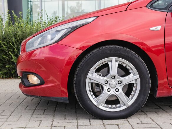 2013 Kia Ceed II, красный, 800000 рублей - вид 8