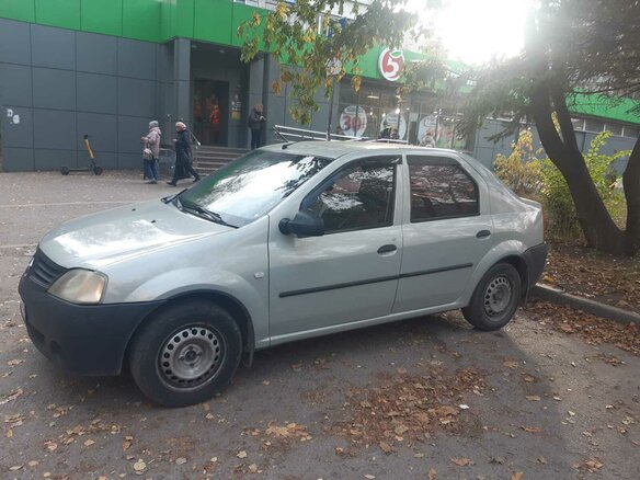 2006 Renault Logan I, серый, 200000 рублей - вид 5