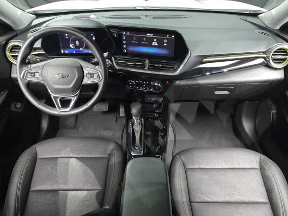 2023 Chevrolet Trax II, белый, 1500000 рублей - вид 4