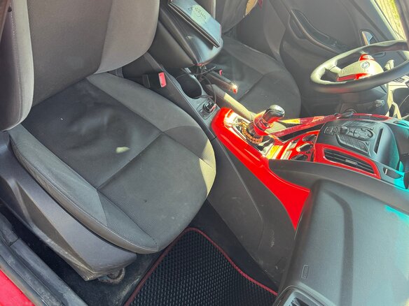 2011 Ford Focus III, красный, 450000 рублей - вид 7