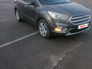 2017 Ford Kuga II Рестайлинг, серый, 1300000 рублей, вид 3