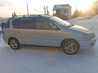 1995 Toyota Ipsum I (M10), серый, 450000 рублей, вид 2