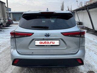 2021 Toyota Highlander IV (XU70), серебристый, 4750000 рублей, вид 2