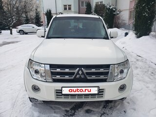 2012 Mitsubishi Pajero IV Рестайлинг 1, белый, 2200000 рублей, вид 2