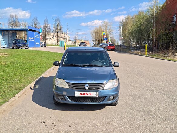 2010 Renault Logan I Рестайлинг, синий - вид 1