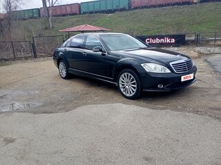 2007 Mercedes-Benz S-Класс 450 Long V (W221), чёрный, 700000 рублей, вид 3