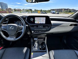 2023 Lexus ES 350 VII Рестайлинг, чёрный, 5490000 рублей, вид 5