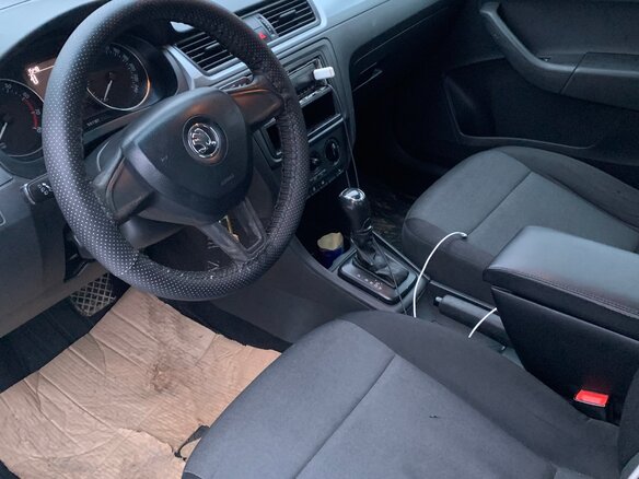 2015 Skoda Rapid I, белый, 590000 рублей - вид 9