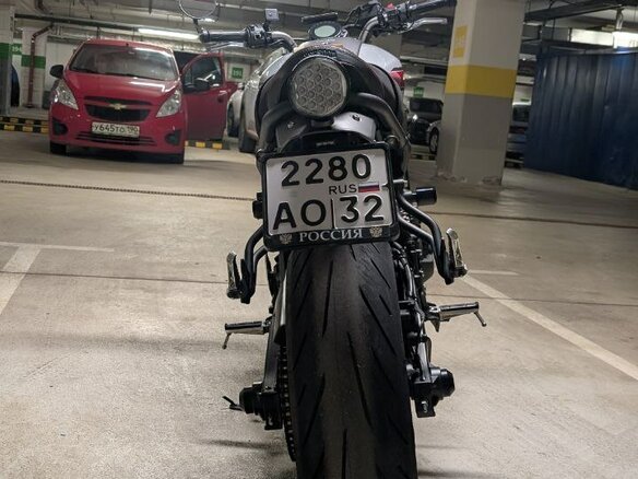2020 Yamaha XSR700, серебристый, 750000 рублей - вид 5