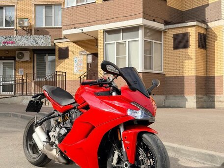 2017 Ducati Supersport, красный, 899000 рублей, вид 3