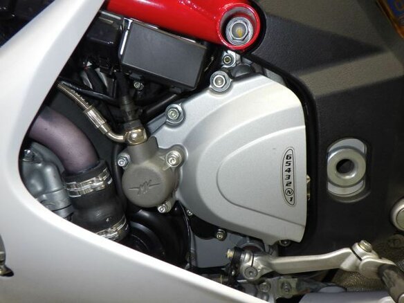 2015 MV Agusta F4 1000, белый, 900000 рублей - вид 6