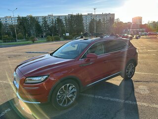 2021 Lincoln Nautilus I, красный, 3400000 рублей, вид 1