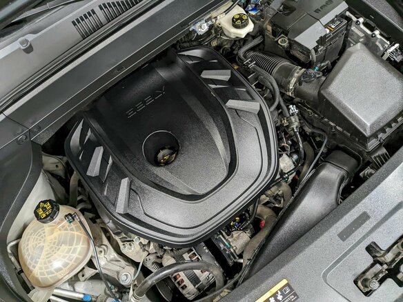2023 Geely Monjaro I, серый, 2440000 рублей - вид 8
