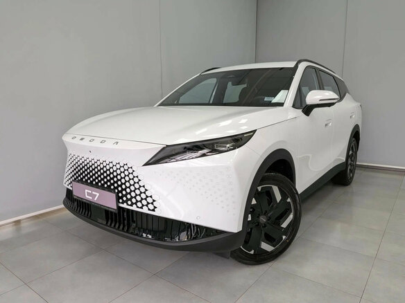 2026 Omoda C7, белый, 3499000 рублей - вид 1