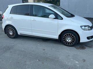 2011 Volkswagen Golf Plus II, белый, 770000 рублей, вид 2