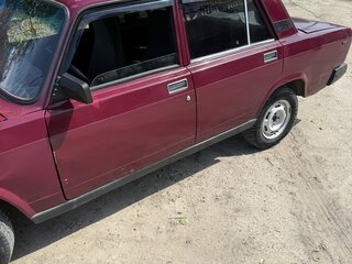 1999 Lada (ВАЗ) 2107, пурпурный, 91000 рублей, вид 2