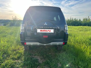 2010 Mitsubishi Pajero IV, чёрный, 1580000 рублей, вид 3