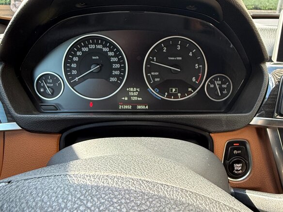 2013 BMW 3 серии Gran Turismo 320d xDrive VI (F3x), чёрный, 2000000 рублей - вид 5