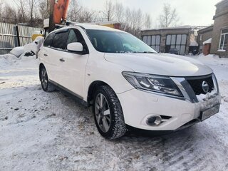 2015 Nissan Pathfinder IV, белый, 1930000 рублей, вид 2