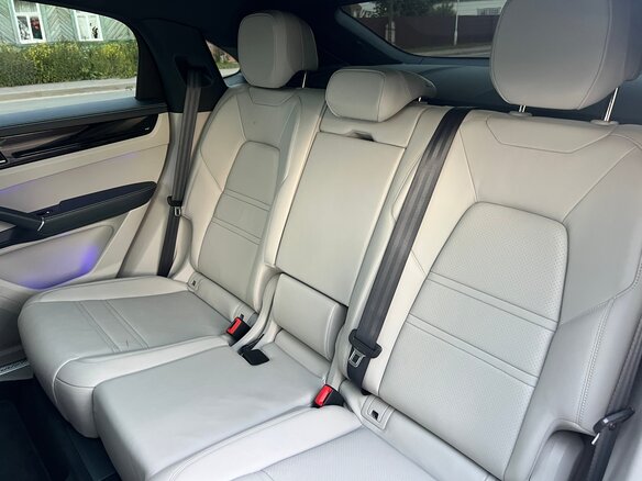 2021 Porsche Cayenne Coupé III, чёрный, 7999000 рублей - вид 24