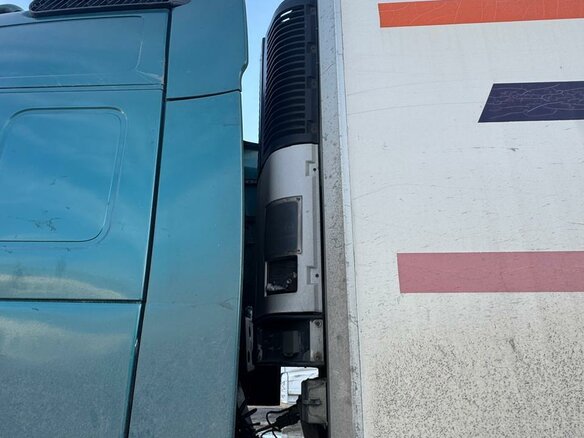 2000 Volvo FH, зелёный, 3500000 рублей - вид 8
