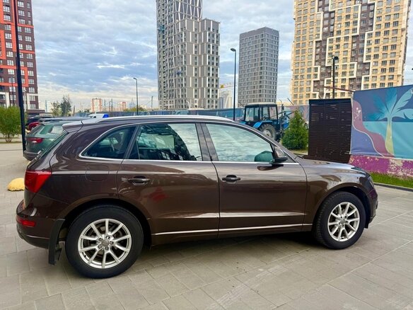 2011 Audi Q5 I (8R), коричневый, 1450000 рублей - вид 1