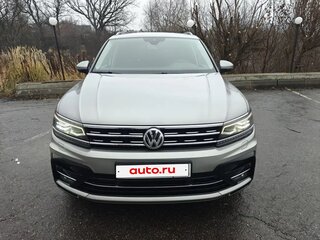 2020 Volkswagen Tiguan II, серый, 4300000 рублей, вид 1