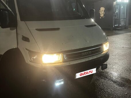 2005 Iveco Daily, белый, 535000 рублей, вид 2