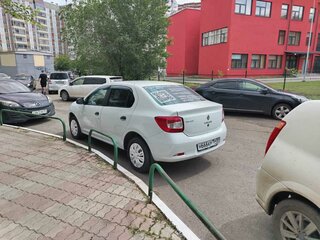 2018 Renault Logan II Рестайлинг, белый, 650000 рублей, вид 5
