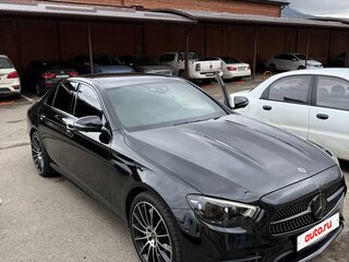 2021 Mercedes-Benz E-Класс 350 V (W213, S213, C238) Рестайлинг, чёрный, 5800000 рублей, вид 3