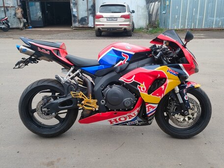 2007 Honda CBR 1000 RR/RA Fireblade, красный, 699000 рублей, вид 4