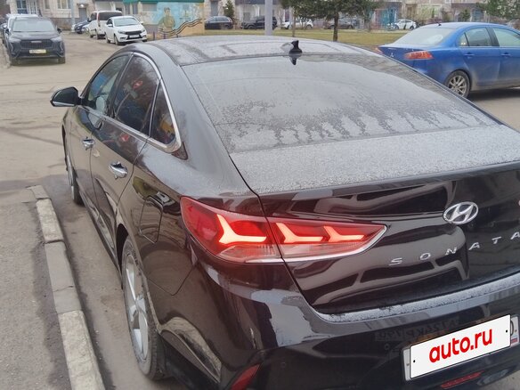 2019 Hyundai Sonata VII (LF) Рестайлинг, чёрный, 1800000 рублей - вид 5