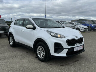 2021 Kia Sportage IV Рестайлинг, белый, 2358579 рублей, вид 5