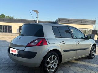 2004 Renault Megane II, золотистый, 225000 рублей, вид 3