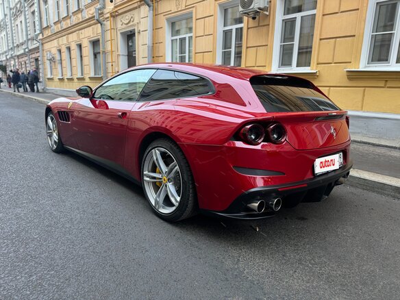 2019 Ferrari GTC4Lusso, пурпурный, 22500000 рублей - вид 6