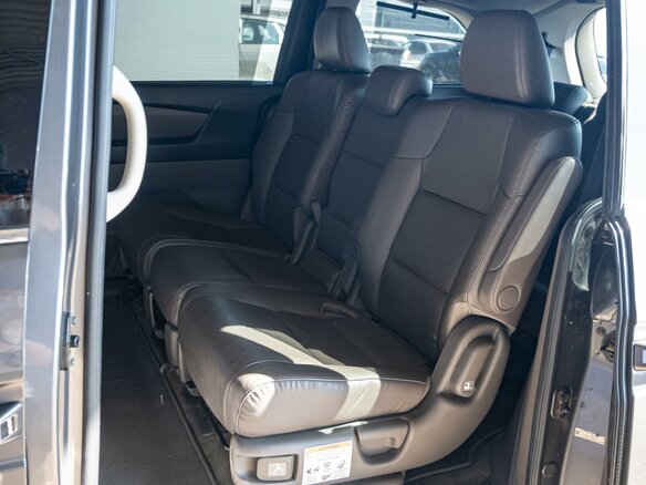 2014 Honda Odyssey (North America) IV, серый, 2800000 рублей - вид 9