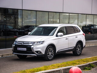 2015 Mitsubishi Outlander III Рестайлинг 2, белый, 1579777 рублей, вид 3