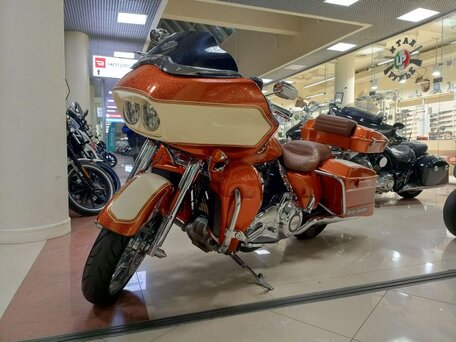 2013 Harley-Davidson Road Glide, оранжевый, 1300000 рублей, вид 1