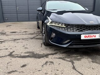 2021 Kia K5 III, синий, 2540000 рублей, вид 2
