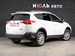 2015 Toyota RAV4 IV (XA40), белый, 1640000 рублей, вид 4