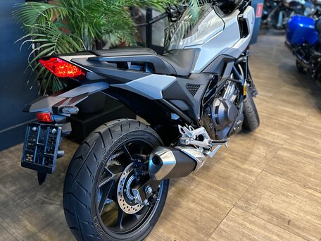 2025 Honda NC 750X, серый, 1450000 рублей, вид 5