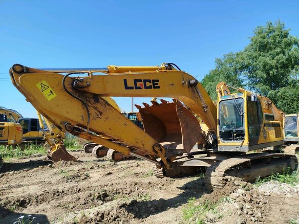2023 LGCE E6255F, жёлтый, 7645500 рублей