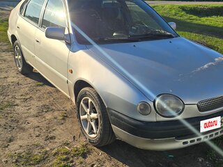 1999 Toyota Corolla VIII (E110), серый, 320000 рублей, вид 1
